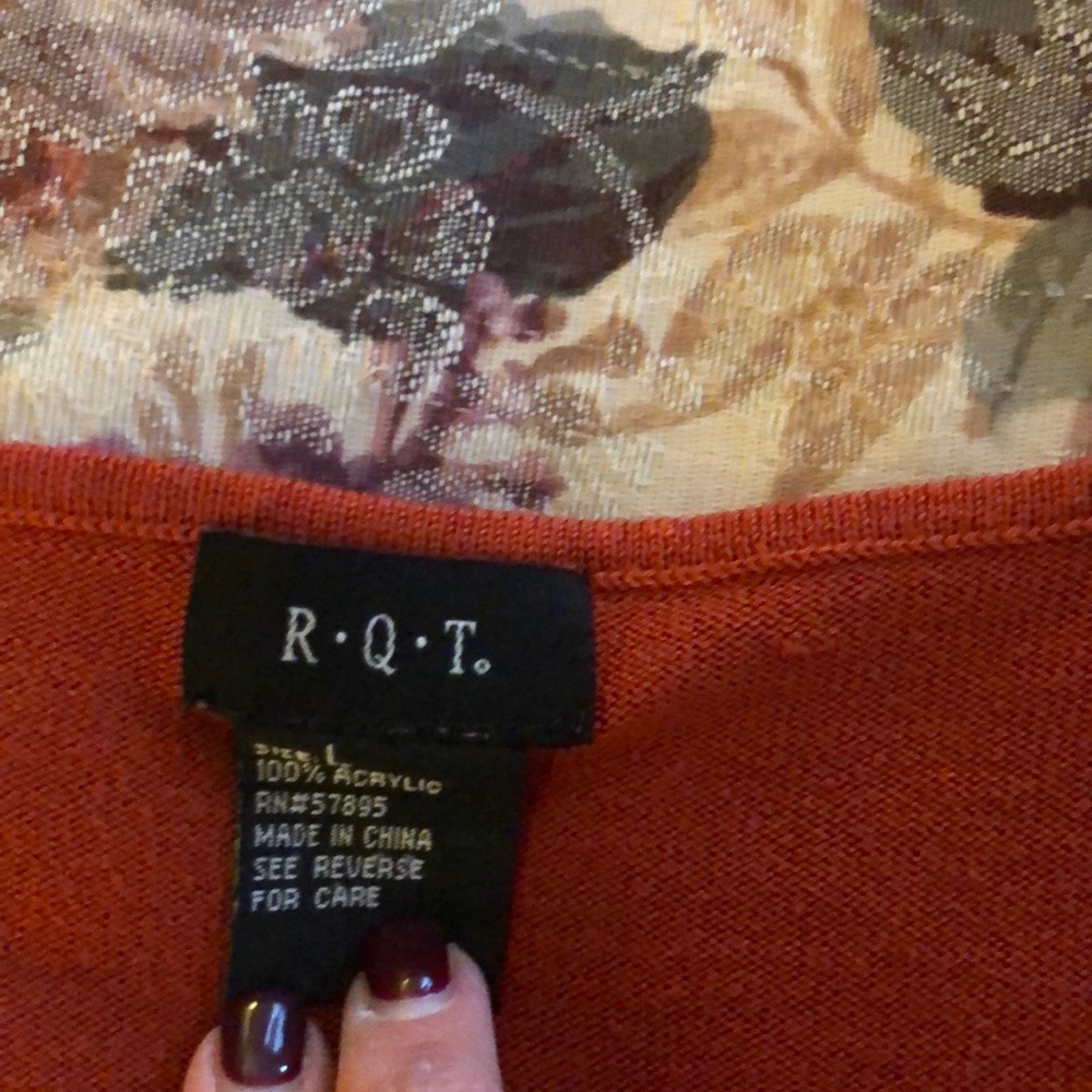 Sweater - Picture 2 of 3